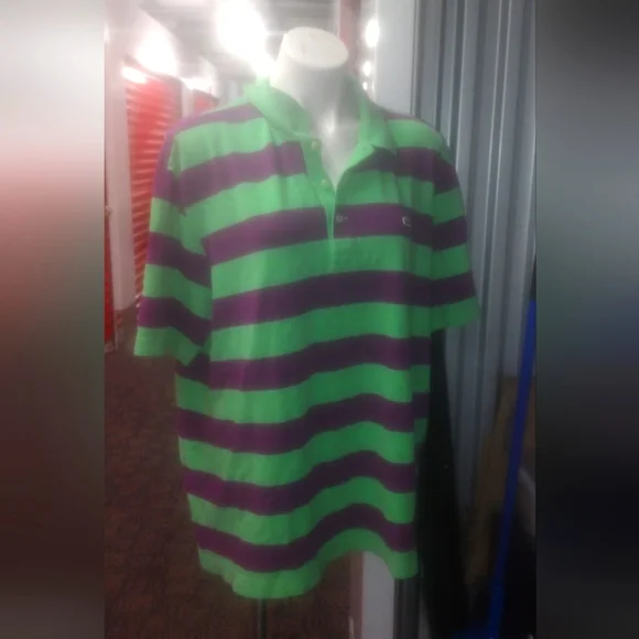 Lacoste - Picture 1 of 6